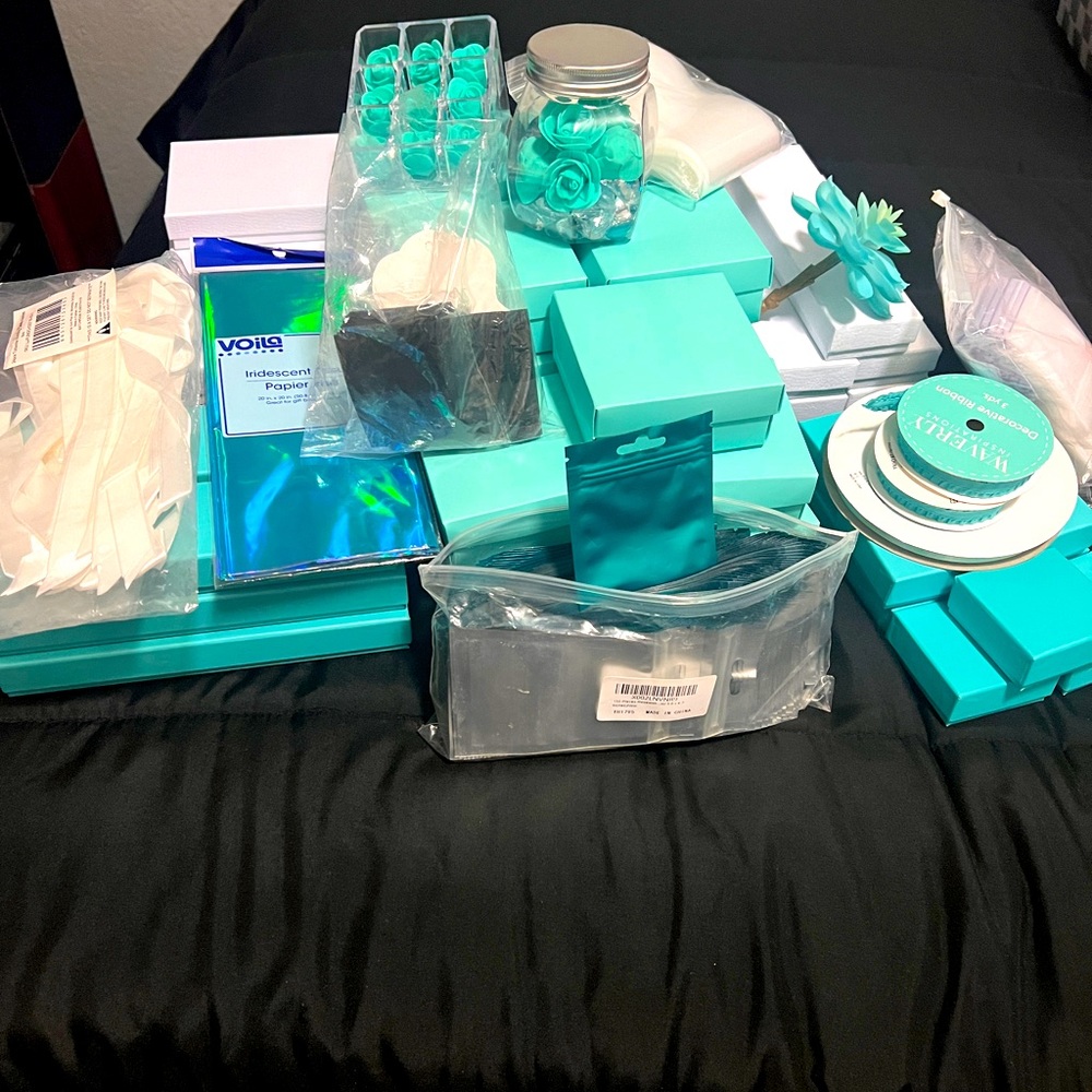 Turquoise and white jewelry packaging supplies
